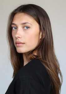 01_THEHIVE_MODELS_CHELSEY WEIMAR_POLAROIDS.jpg