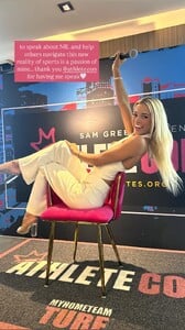[2025.06.05] livvydunne_504074180_18513787489027168_7738725479025761690_n..jpg