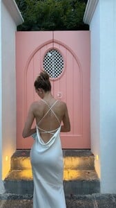 [2025.06.19] josephineskriver_504832039_18514447216020326_2204892795693231392_n..jpg