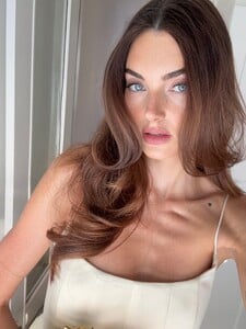[2025.06.24] celinebethmann_503675708_18351177787158308_6011983525124953510_n.jpg