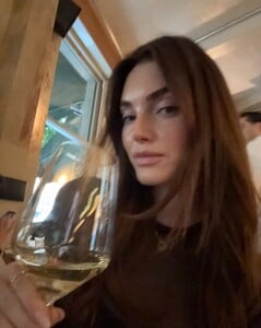 [2025.06.26] celinebethmann_509611472_18351380026158308_8793367084392174807_n.jpg