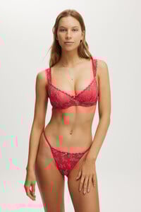 6337237-05-2.jpg