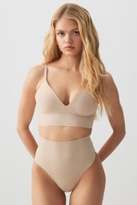 687663e3-e8e1-4d62-b6b2-755bfdeb75b2.jpg