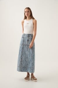 74c0acd0-9498-4f70-9773-979b638deee7.jpg