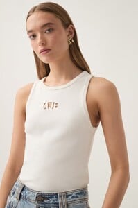 972ade15-877a-4d1e-9c97-b3bceeca7593.jpg