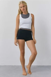 97389977_001_b3.webp