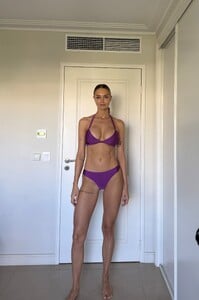 Anouchka - OwnPortfolio - g_40_qmyxQ5VLMxKq.jpg