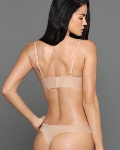 Anything but basic. Your new go-to piece for a sophisticated, seamless fit that does it all. __She's wearing- _Laila Microfiber Bra, _Brazilian Panties in Seamless Ultra Light Microfiber._#intimissimi (2).jpg