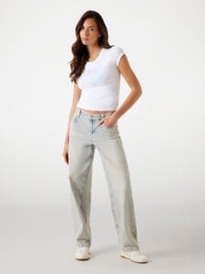 FValenti - Guess '25_Baggy Balloon Jeans_W5ya2ld0974-0ils-Alt1.jpg