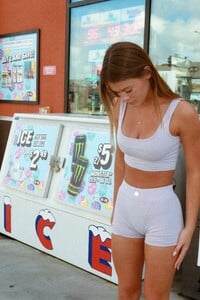 HayleyM - BoutineLA_Blush Cropped Tank Top-4_4bd5fe11-4092-4852-8552-bd9cc5ac76cf.jpg