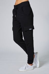 Kianna - PineappleUK_cargo-jogger-PT17130A1-01.jpg