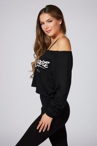 Kianna - PineappleUK_crop-retro-off-shoulder-top-03_3720068c-18b4-4749-afc1-b2f999d42239.jpg