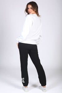 Kianna - PineappleUK_unisex-white-oversized-jumper-tl16120a2-04_5d379222-864f-4372-9468-712c0c844fd0.jpg