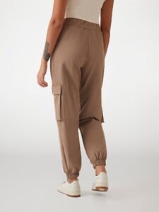 LizaMakhu - Guess_Cargo pants Women-5 - V5RB10WGUK0-D104-ALT2.jpg