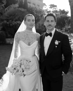 MR & MRS TREVINO 🤍06.20.2025Photo @vlasta.weddings Planning @mallorca_love_story Dress @katherinetash Video @desidero.weddings Flowers @florsamelia (1).jpg