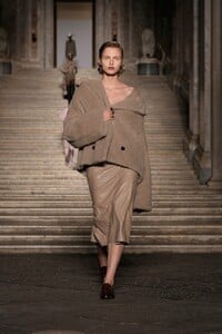 Max_Mara_Resort_2026_Fashionela-9-683x1024.jpg