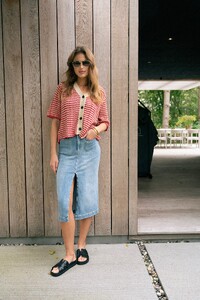 PD-Cara_70_s_Skirt_Wash_Rivoli-Skirt-J234515-5_2048x.jpg