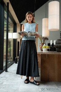 PD-Tulip_Poplin_skirt-Skirt-J235002-9_Black_2048x.jpg