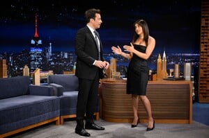 Priyanka_Chopra_arrives_on_The_Tonight_Show_Starring_Jimmy_Fallon_on_19_06_28329.jpg