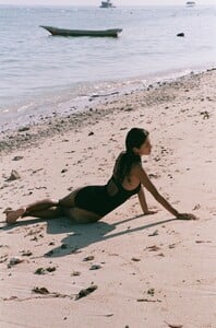 Seire+Swim-04.jpg