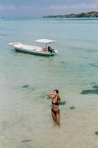 Seire+Swim-10.jpg