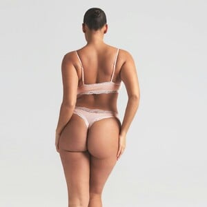 TH-THG-8067W-PMR-FD-SKIMS-PANTY_0025-SD.jpg
