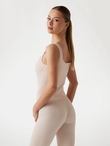VSeleznova - Guess_Ribbed seamless top Women-5 - V5RP05Z3KH0-G6O1-ALT2.jpg