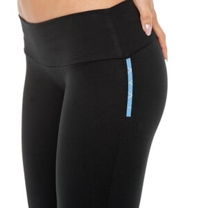 are-you-am-i-active-capri-black_5_2000x2000.jpg