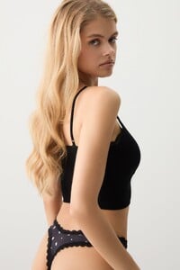 b8310b0c-c65f-4ab9-9eea-b8fcc50f63c2.jpg