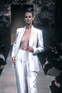 brieanne cameron hm983-.jpg