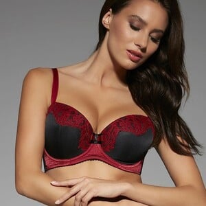 comexim_lingerie_22344658_1921864078053707_8752202407812792320_n.jpg