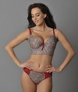 comexim_lingerie_40438233_1870523969708056_3841072617066779379_n.jpg