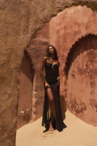eng_pl_ZARA-NOIR-676_8.jpg