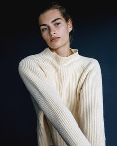 gallery_model_OJSVXaw1FB_P.jpg