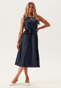 ida-sj_C3_B6stedt-shonda-dress-navy.jpg