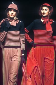 ilonka toppenberg & jade brown sr9222.jpg