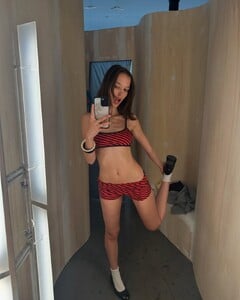 lululindinger_496194489_18394988188112686_3931840071493284685_n.jpg