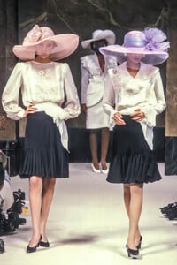magali lemoine & jade brown js8936.jpg