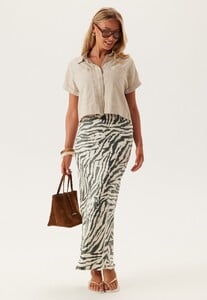pieces-onlcaro-ss-linen-bl-boxy-shir-pumice-stone_2.jpg