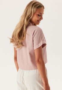 pieces-onlcaro-ss-linen-bl-boxy-shir-violet-ice_1.jpg