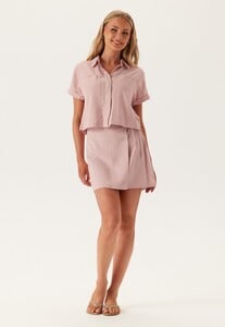 pieces-onlcaro-ss-linen-bl-boxy-shir-violet-ice_3.jpg