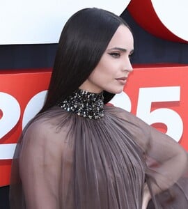 sofia-carson-commands-netflix-tudum-2025-los-angeles-carpet-0.jpg