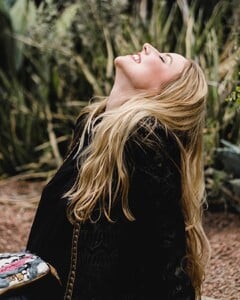 susannah_banana_26865410_1889214217786589_4549315224909381632_n.jpg