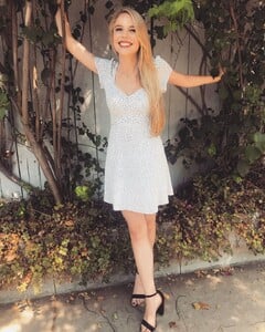 susannah_banana_36909861_1796825590397061_2878400658447269888_n.jpg