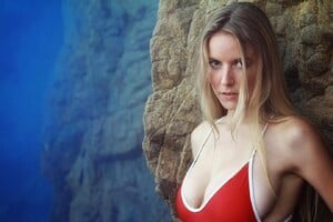 susannah_banana_37547392_2233317050076741_1509157509305306381_n.jpg