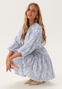 yas-yascinni-34-dress-star-white-aopcinni-program_4.jpg