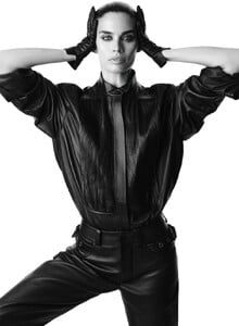 2025-05-28_V_MAGAZINE_09_109-754x1024.jpg