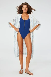 2025RESORTLOOKBOOK_LOOK02_016.webp