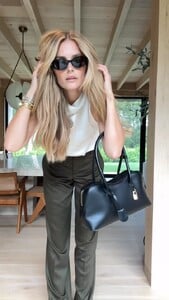 [2025.07.12] katelove_DMByIyENkJc.jpg