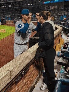 [2025.07.20] shaunasexton__522193300_18521367547020132_4261476215000004458_n.jpg